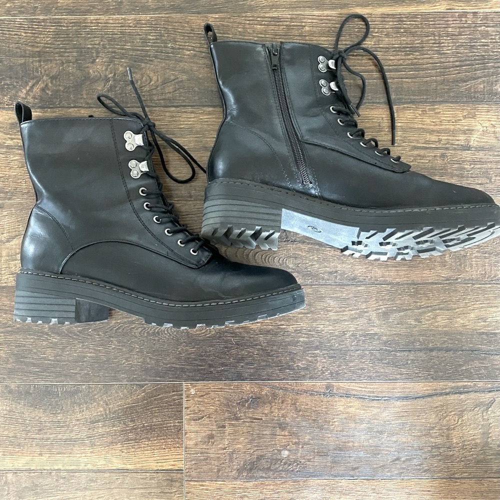 Target Black boot